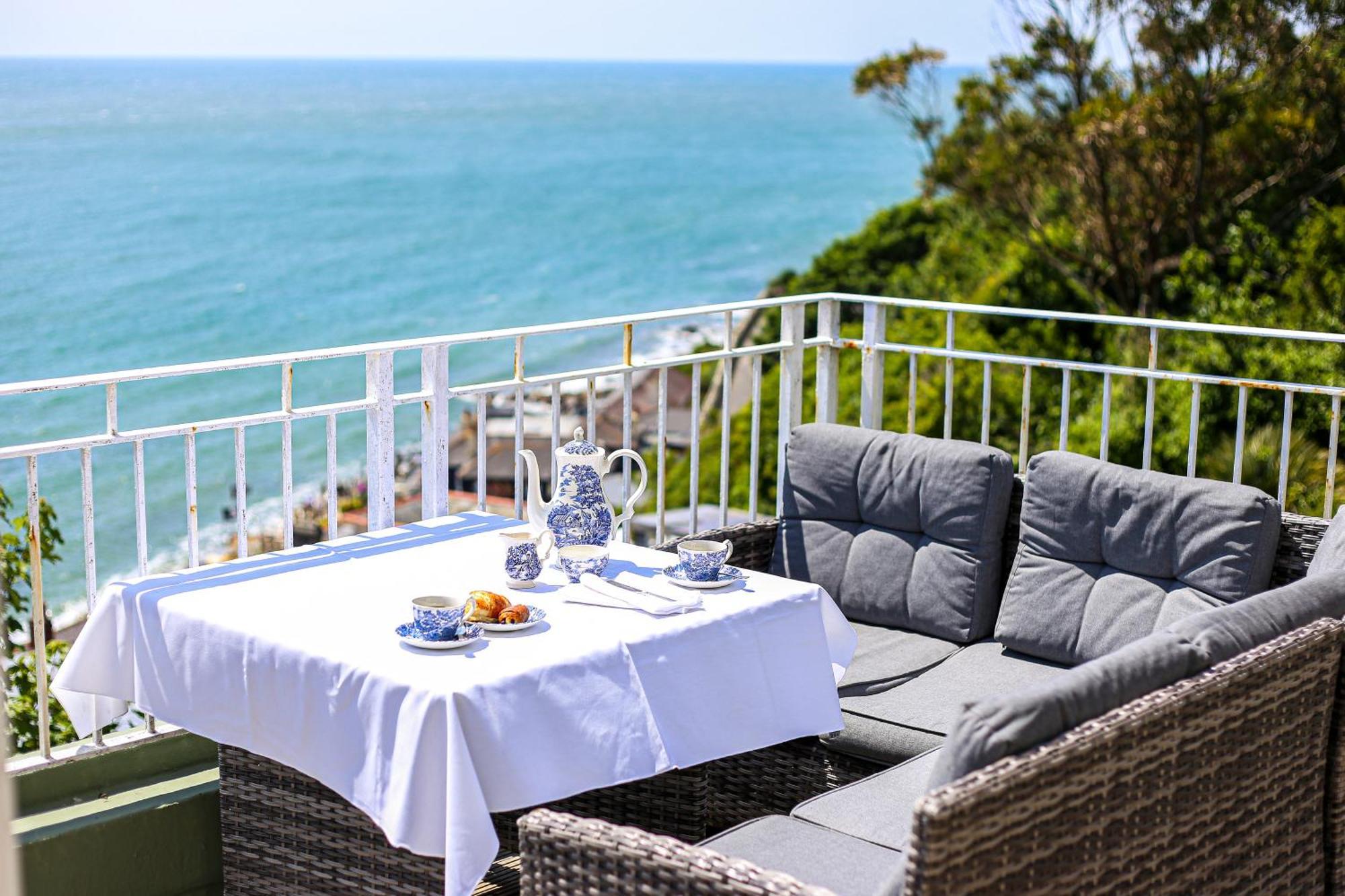The Wellington 3*